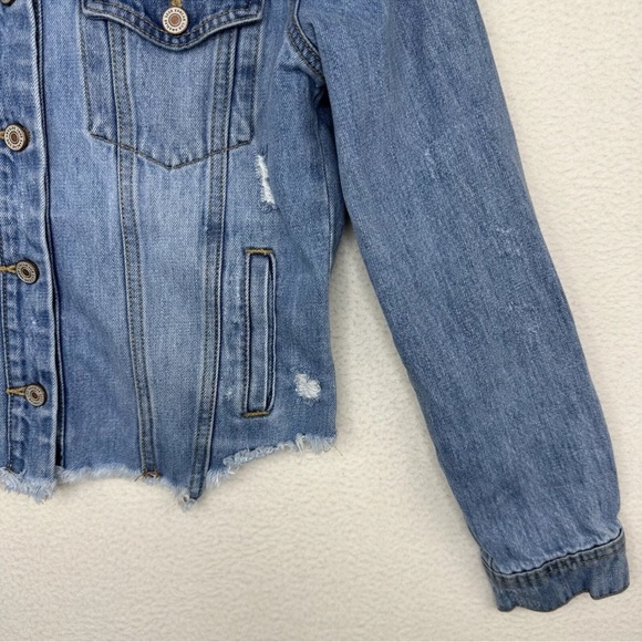 KanCan Los Angeles Size Small Distressed Denim Blue Jean Jacket Raw Hem Buttons - Picture 3 of 16